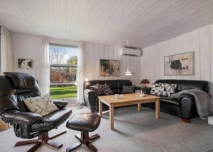 C11261-hemmet-beta-10 *